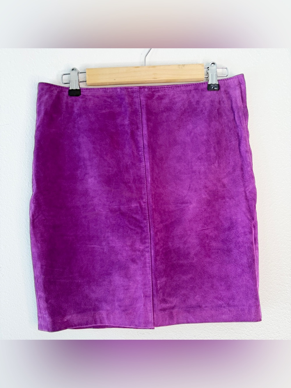 Vintage 80s 90s Newport News Purple Suede Leather Mini Pencil Skirt Size 6 Y2K